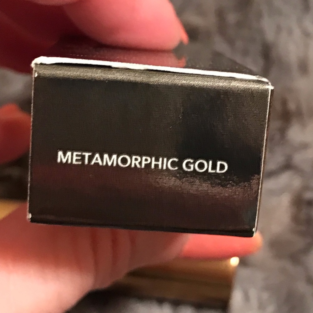 Becca Volcano Goddess Bundle - Picture 3 of 7